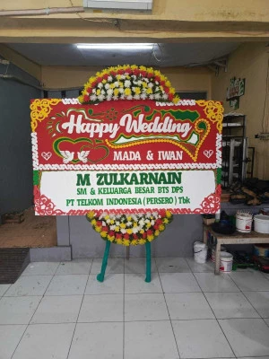 Papan Bunga di Jati Padang
