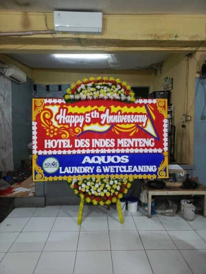 Papan Bunga di Jati Padang