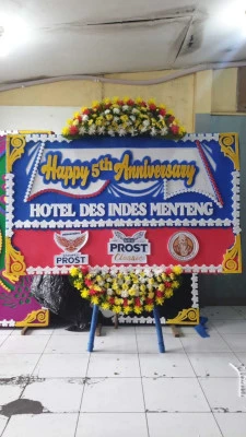 Papan Bunga di Jati Padang